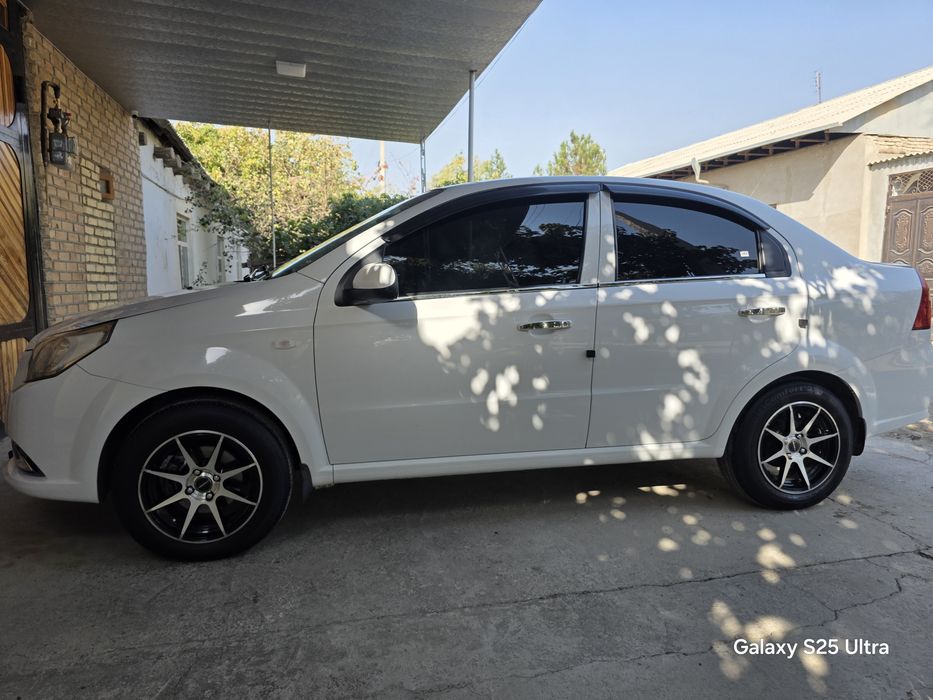 Nexia 3 tayyor minishga.