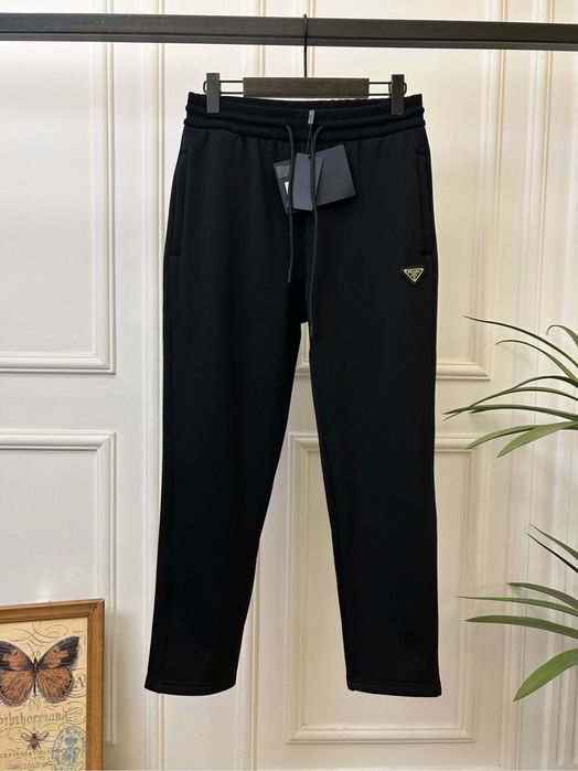 Trening Prada , calitate premium , pe comanda , nou , M