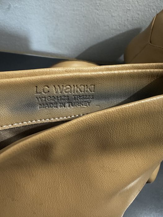 Ботуши и официални токчета