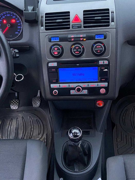 Volkswagen Touran 1.9 TDi 2008