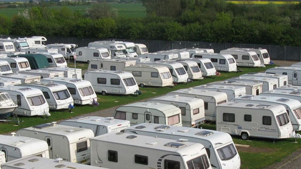 Revist Parcare  Rulote Barci Remorci Masini