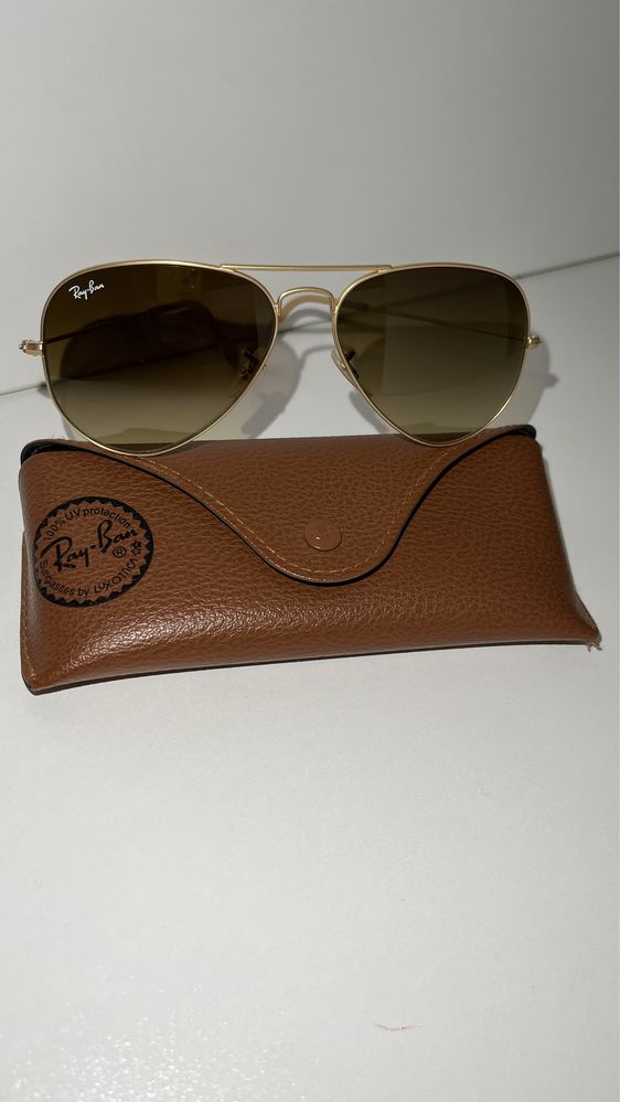 Vand ochelari de soare Ray Ban