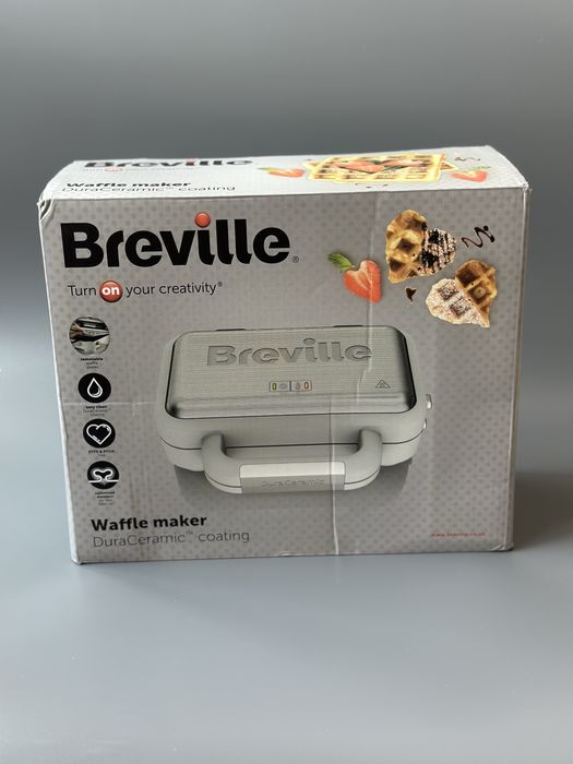 Вафельница Breville