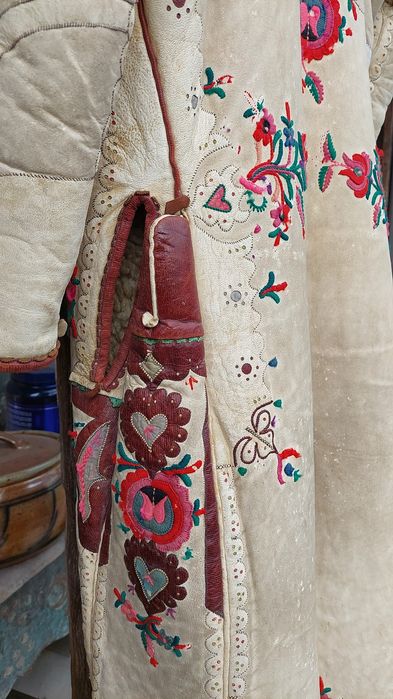 Port popular săsesc.Cojoc pentru femei.