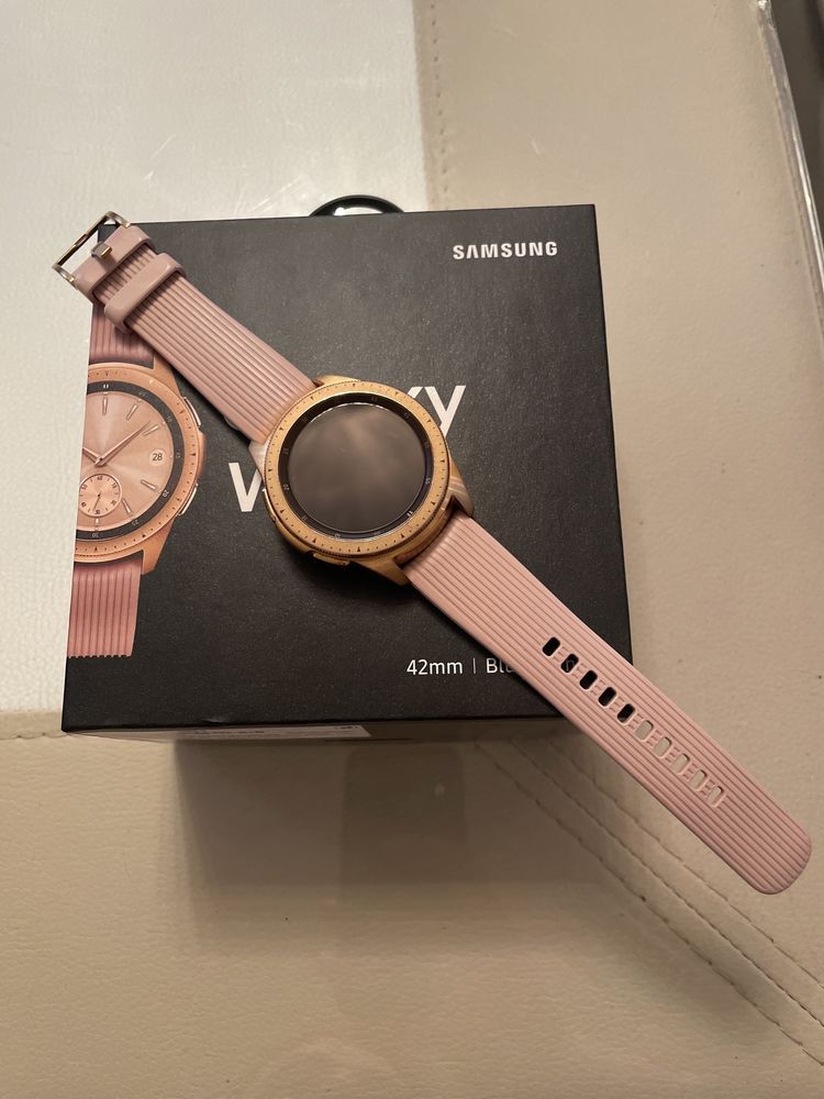 Часовник Samsung Watch 42mm