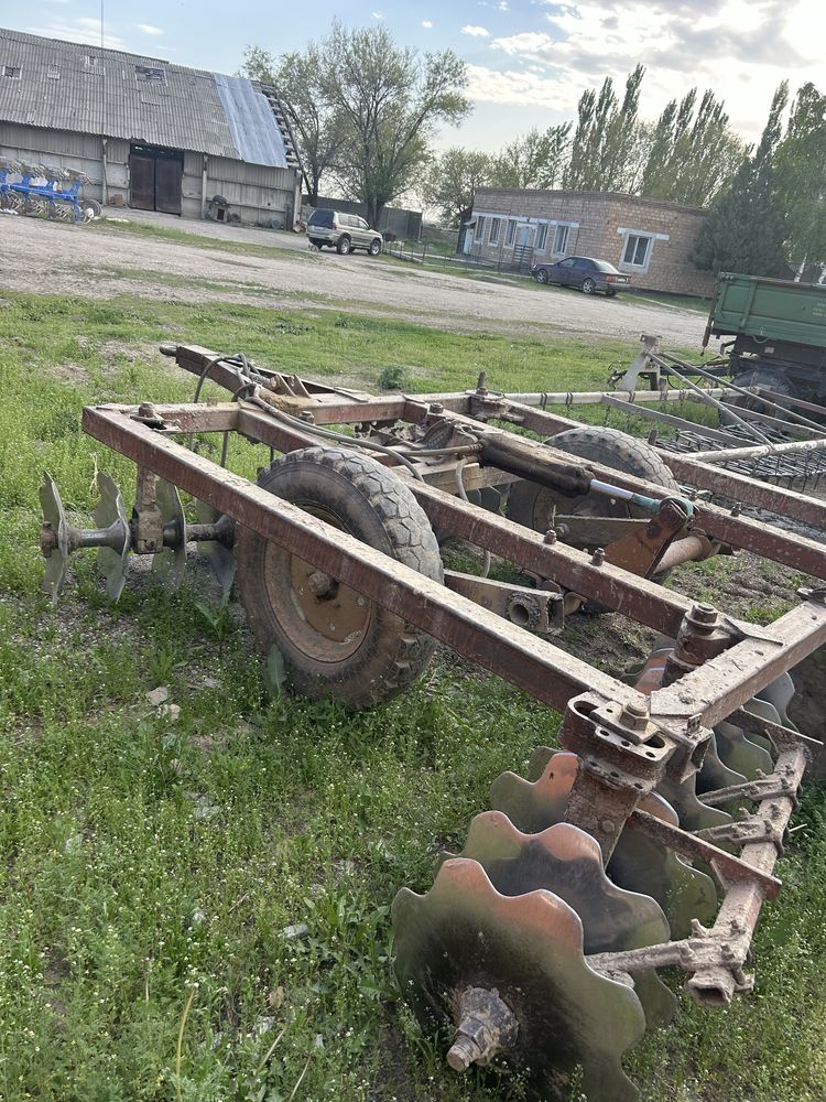 Дискатор Бдт 280см продам