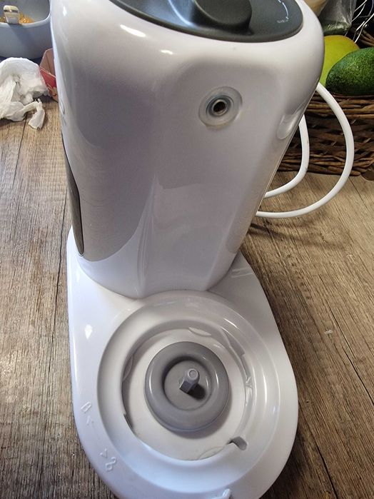 Уред за приготвяне на пюрета Lionelo Baby Menu