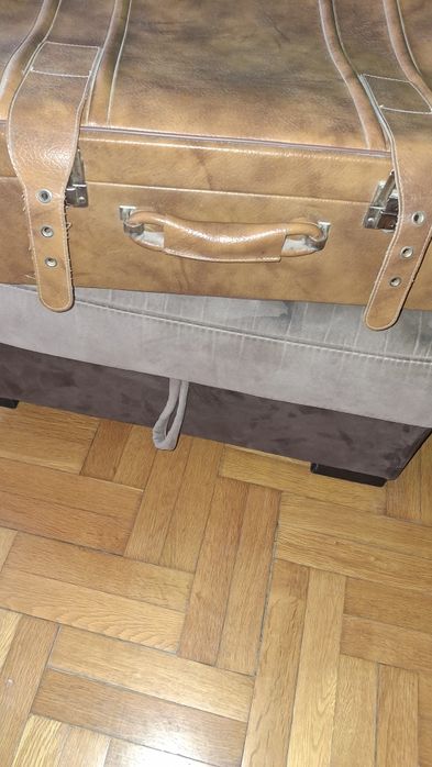 Голям,кожен ретро куфар