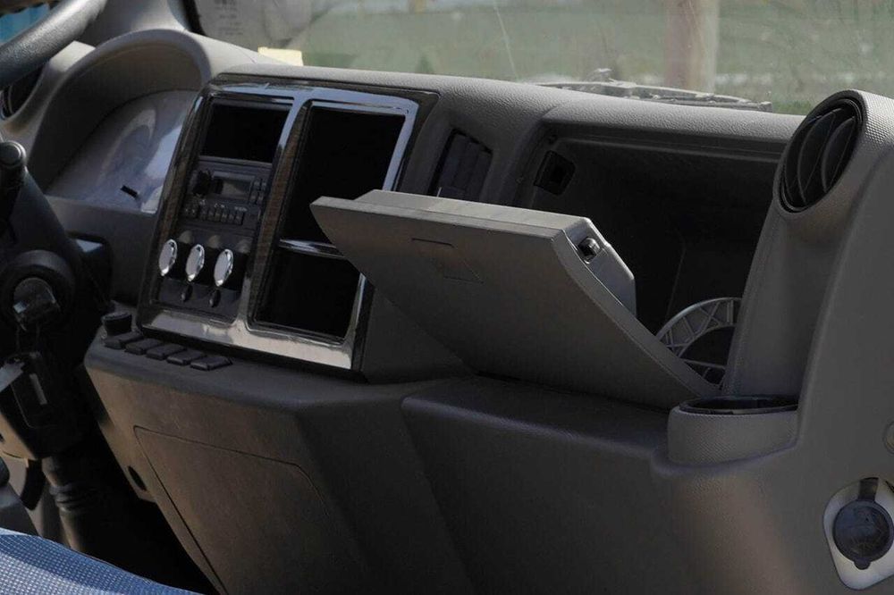 Автофургон цельнометалический  FAW Tiger-V 4x2  21 куб.м 7 тонна