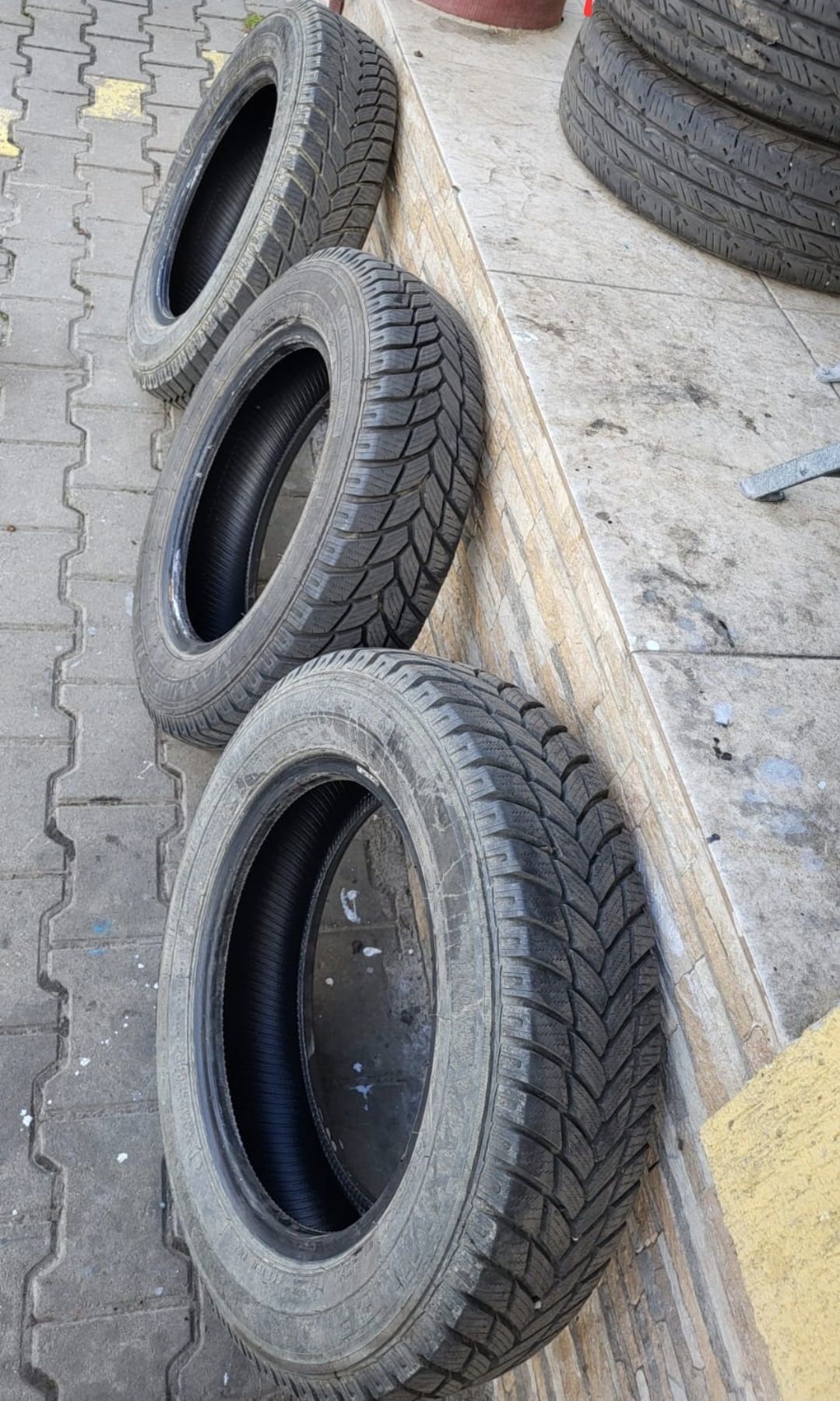 Cauciucuri C 175/75R16