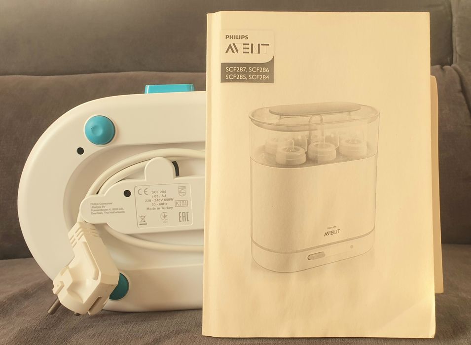 Sterilizator 3 in 1, gratuit se dau dozator pentru lapte si biberon.