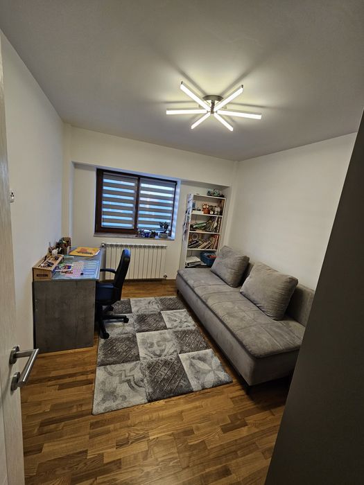 Aparatamnet de vânzare !