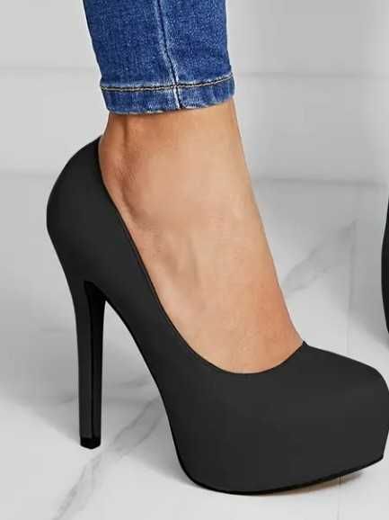 Стилни елегантни обувки