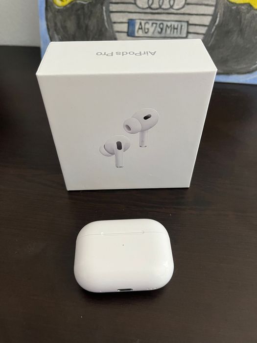 Vand casti airpods pro