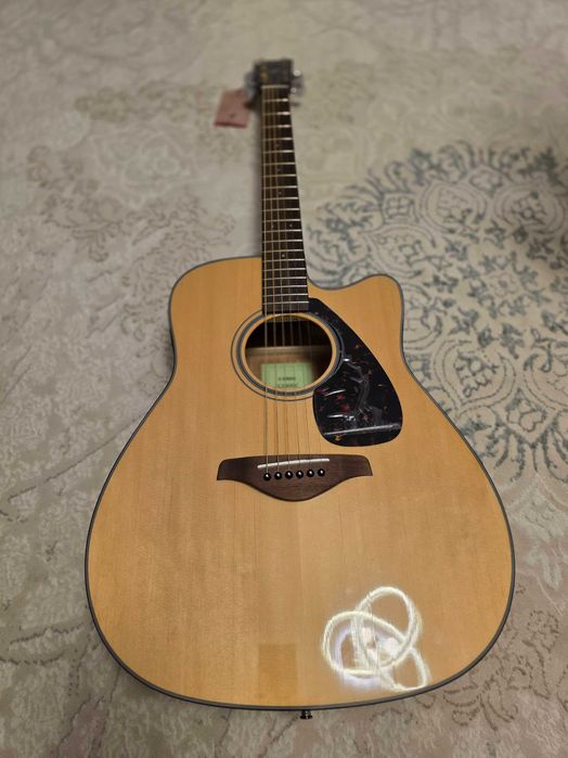 Гитара марки Yamaha original