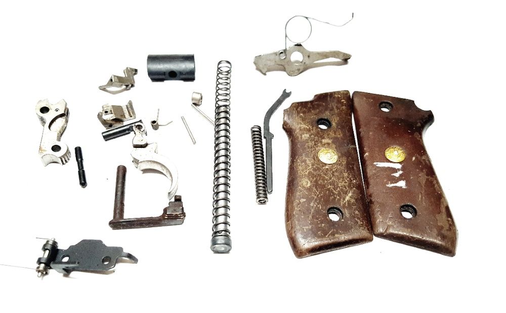 Pistol puternic de 3,7 jouli. semi metal, replică AIRSOFT Co2 cal 6 mm