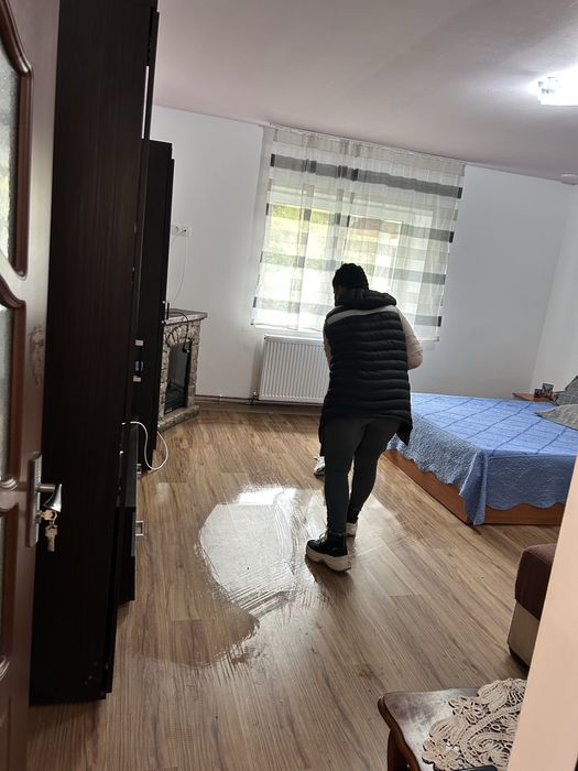 Curatenia casei tale