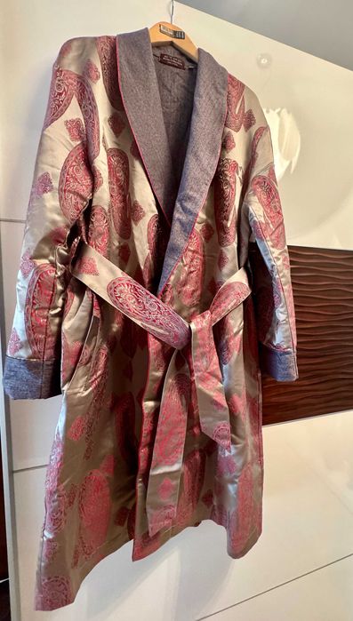 Халат новый  ETRO 100 % кашемировый подклад Италия