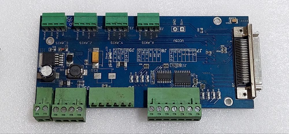 Plazmali ЧПУ stanok detallar sotiladi (komplekt qismlar)
