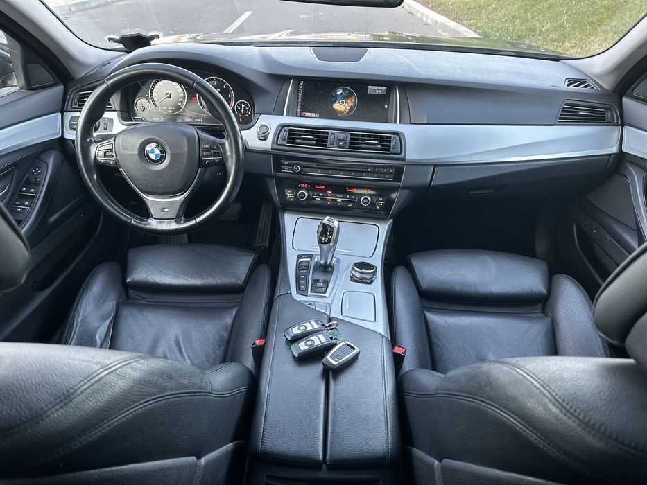 BMW F10 M-Pachet FaceLift//4butoane//camere 360