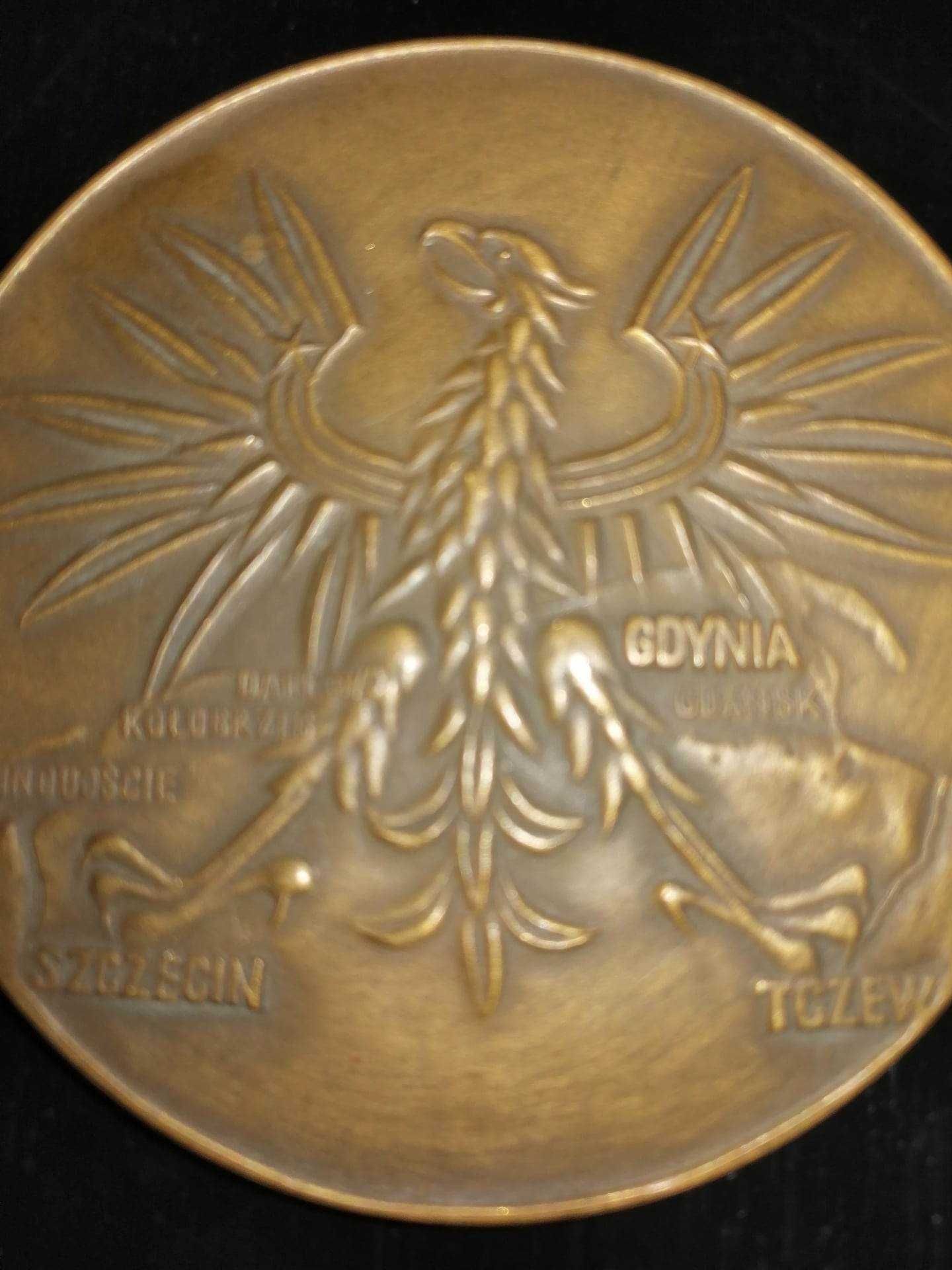 Medalion placheta bronz Polonia 50 ani de Educatie maritima 1970