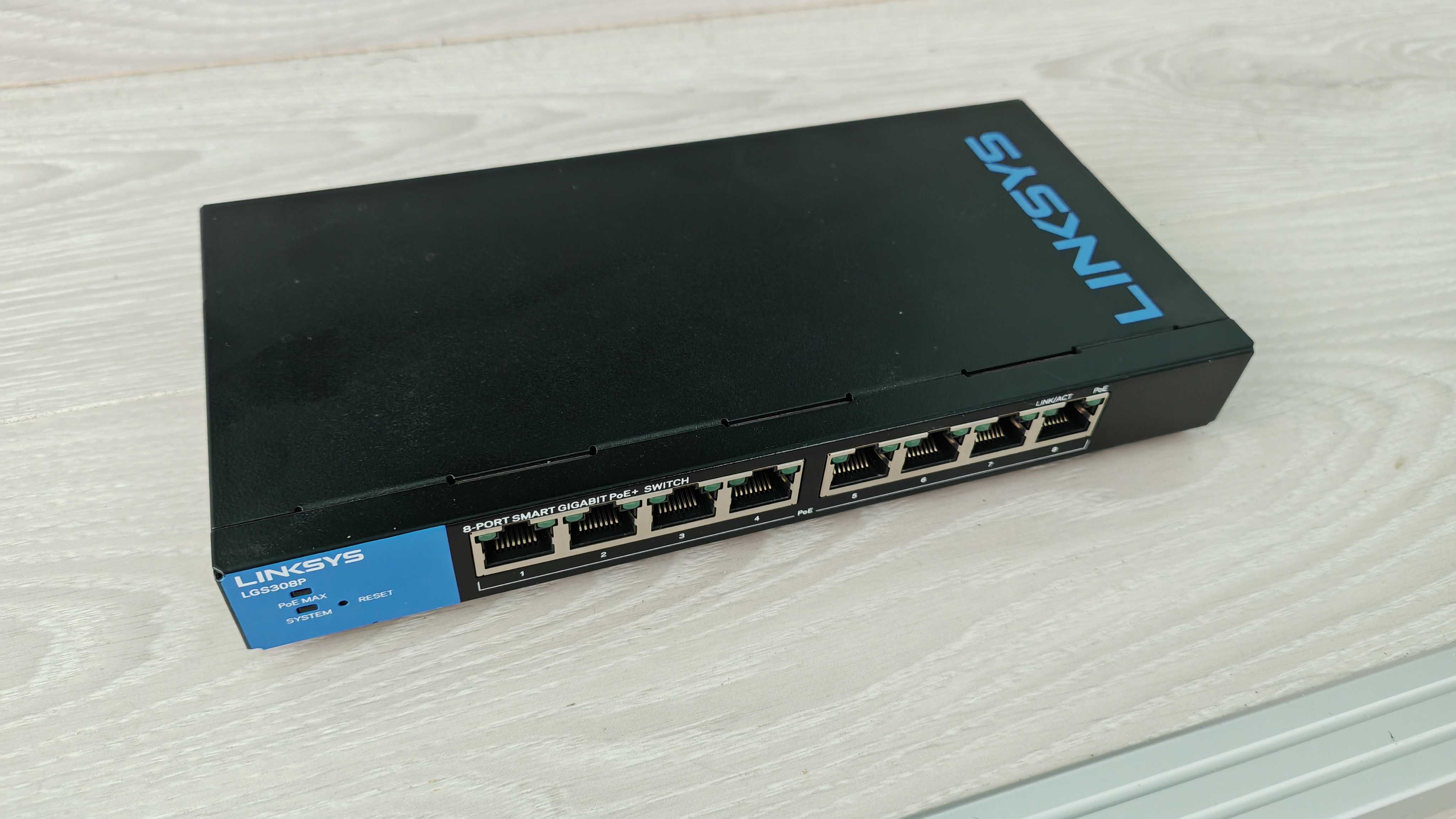 Linksys LGS308P 8 порта Gigabit POE+