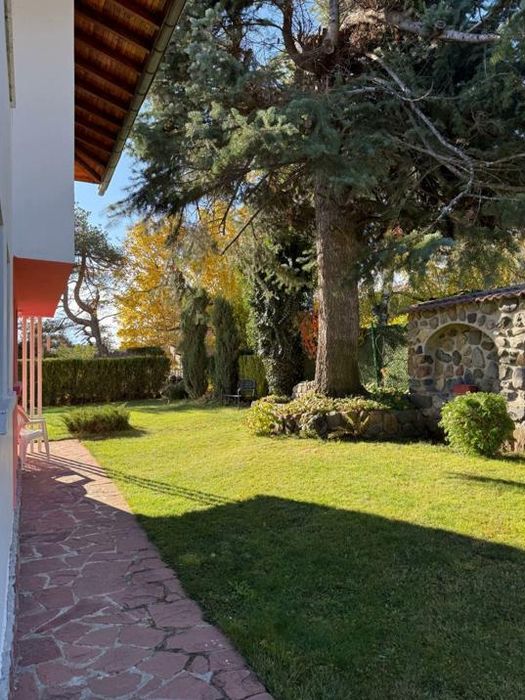 Къща, под наем, с. Бистрица