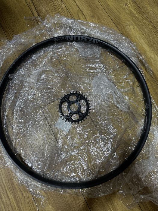 Венец Shimano и Шина SunRingle