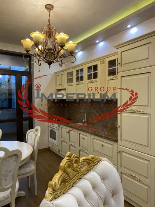 Дава се под наем Тристаен апартамент в Варна, Център - 70 кв.м за 765 € - Снимка #7