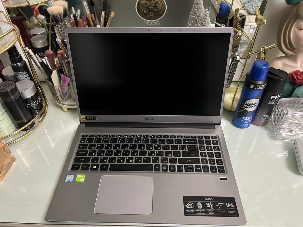 Ноутбук Acer срочно продается