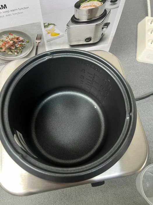 Уред за готвене на ориз / Оризоварка Cuisinart CRC400E . 500W