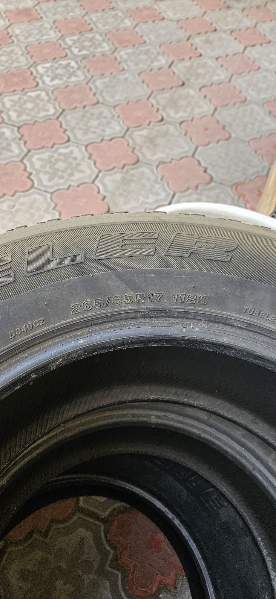 Продам шины 265/65/17