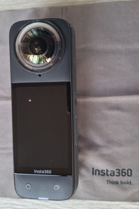 Insta 360 x4 камера