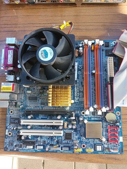 Vând plăci de baza