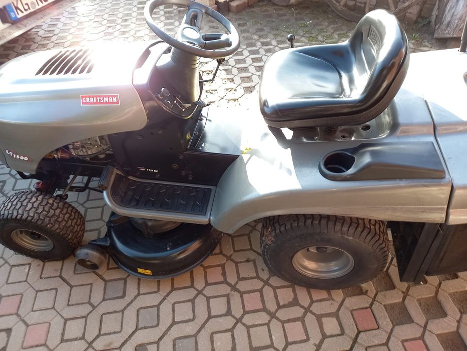 Vând cositoare  Craftsman 17,5 HP