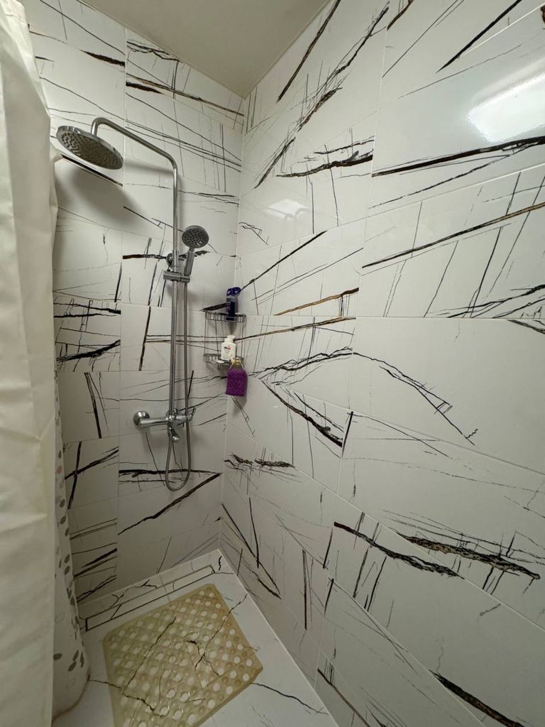 Продава се Тристаен апартамент в Варна, м-т Траката - 101 кв.м за 1981 €/кв.м - Снимка #7