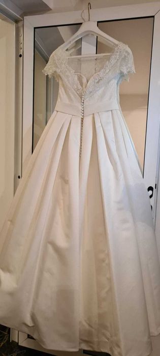 Vand rochie de mireasa designer spaniol Rosa Clara