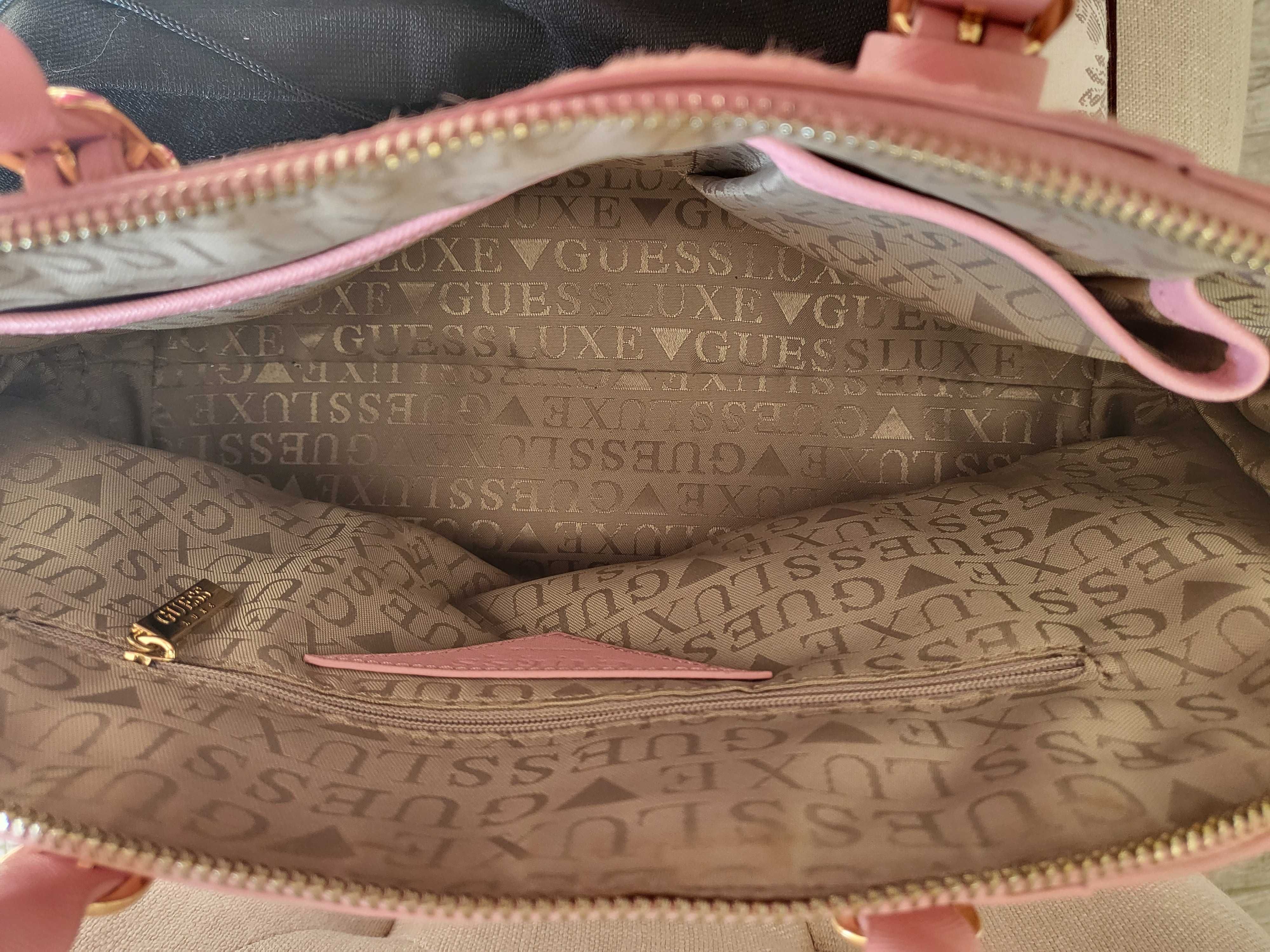 Розова чанта Guess Lux