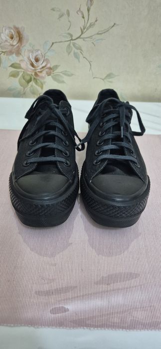 Teniși Converse negri marimea 36,5
