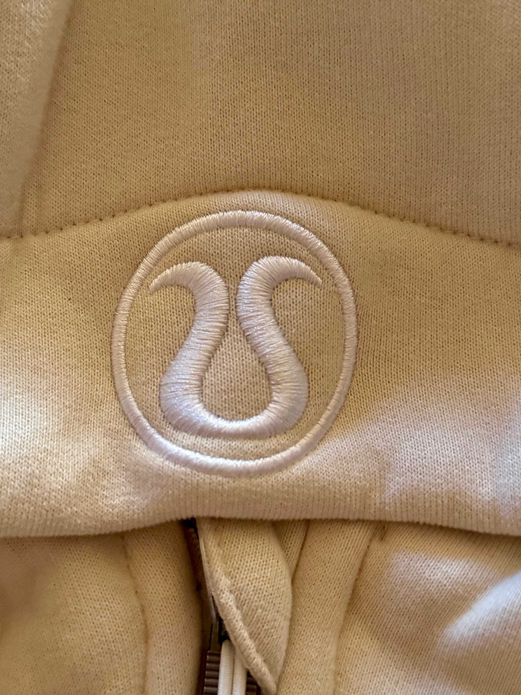 Lululemon суичър