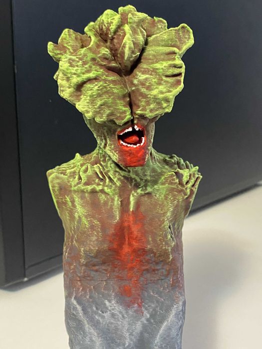 The Last of Us Controller Stand 3d printed