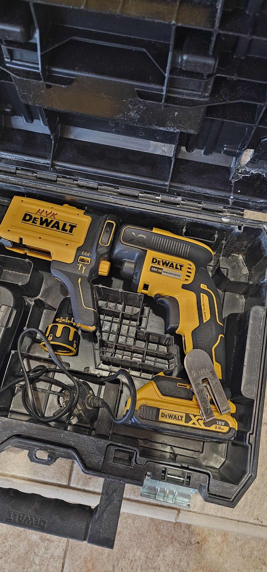 fletanta de rigips dewalt