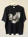 Tricou Zara negru cu print.