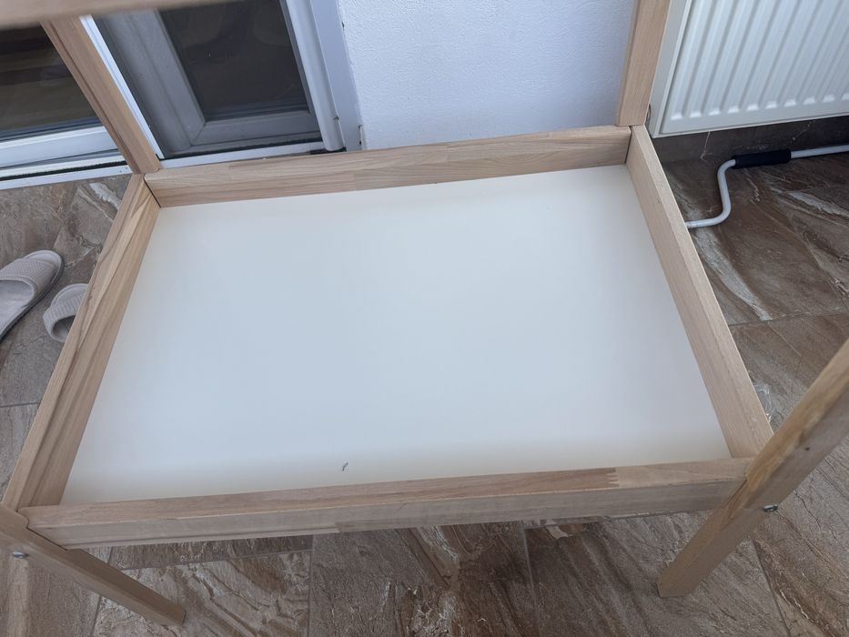 Masa de infasat ikea + suport din spuma pentru schimbat