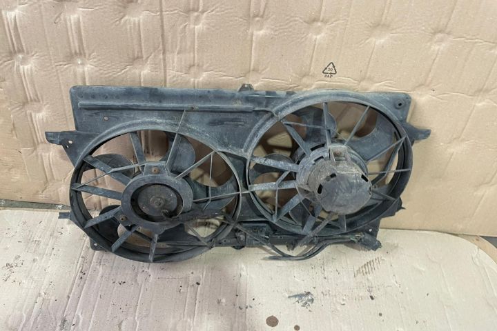 Electroventilator racire motor 98AB-8C607 Ford Focus prima generatie