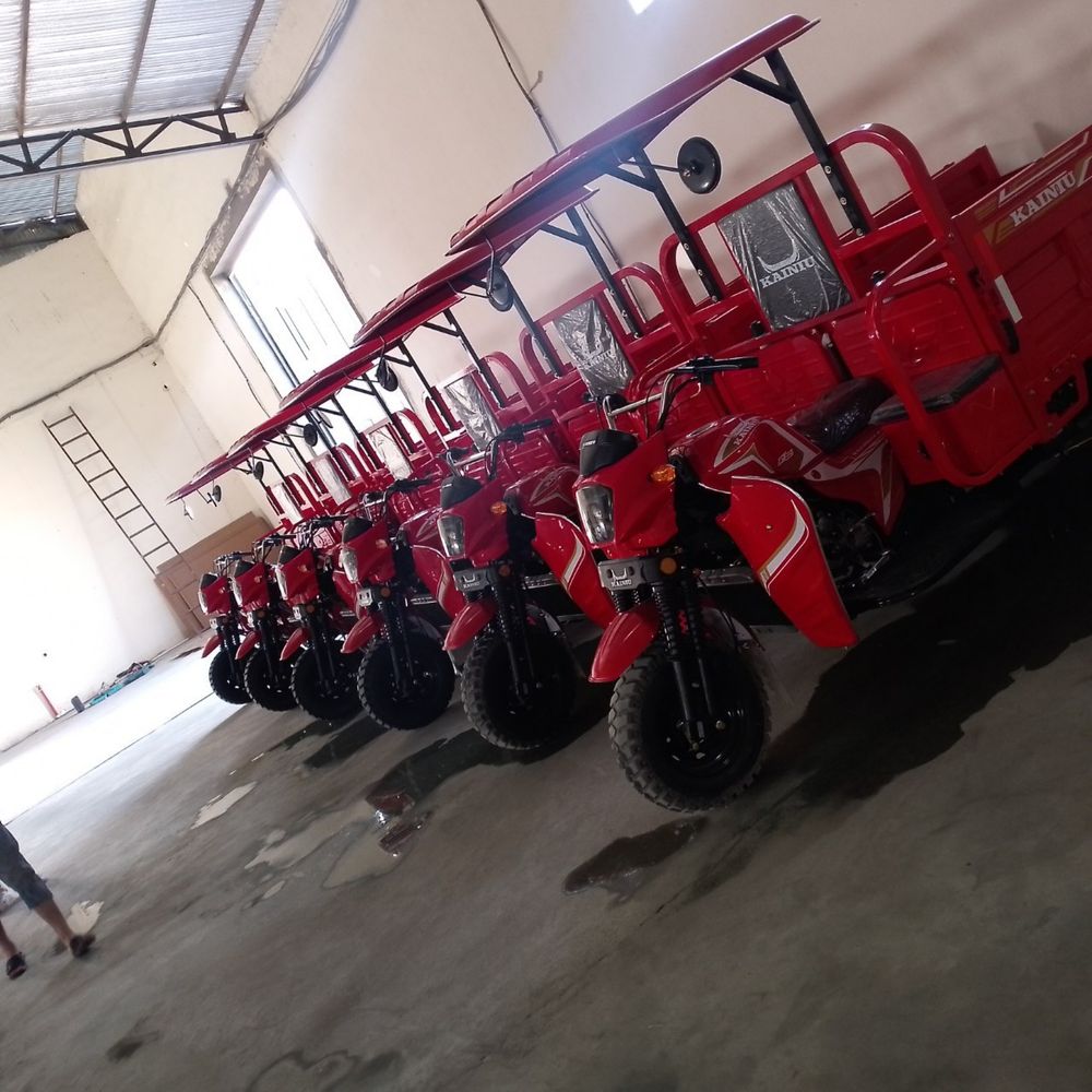 Kainiu moto mator 200-250 bor kafolat 1 yil yoki 6000 kmgacha