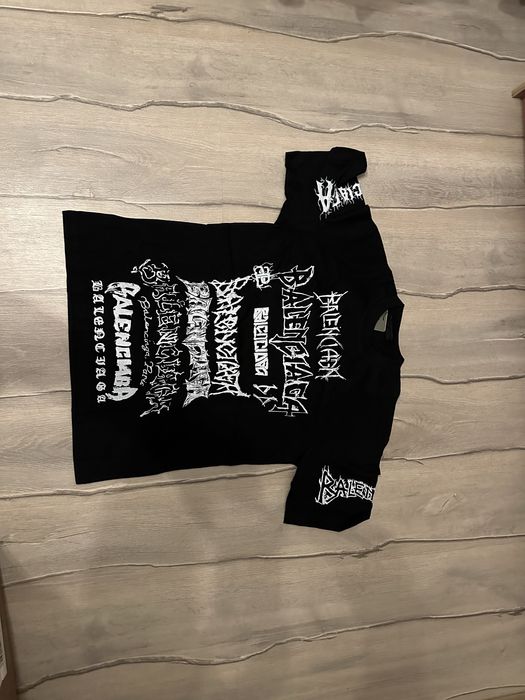 Balenciaga t-shirt black and white