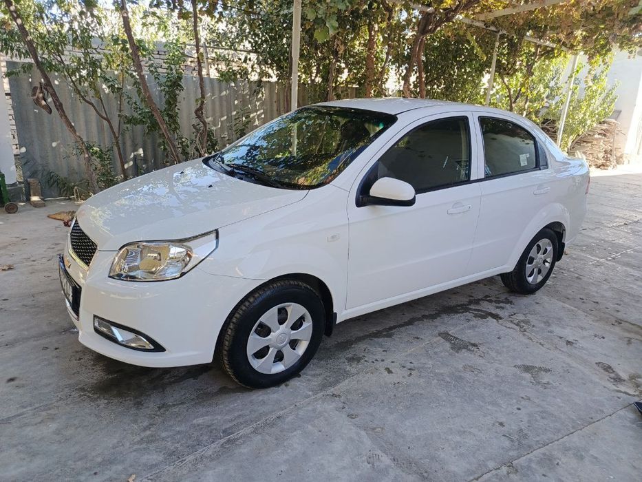 Yengi Neksiya3 sotiladi