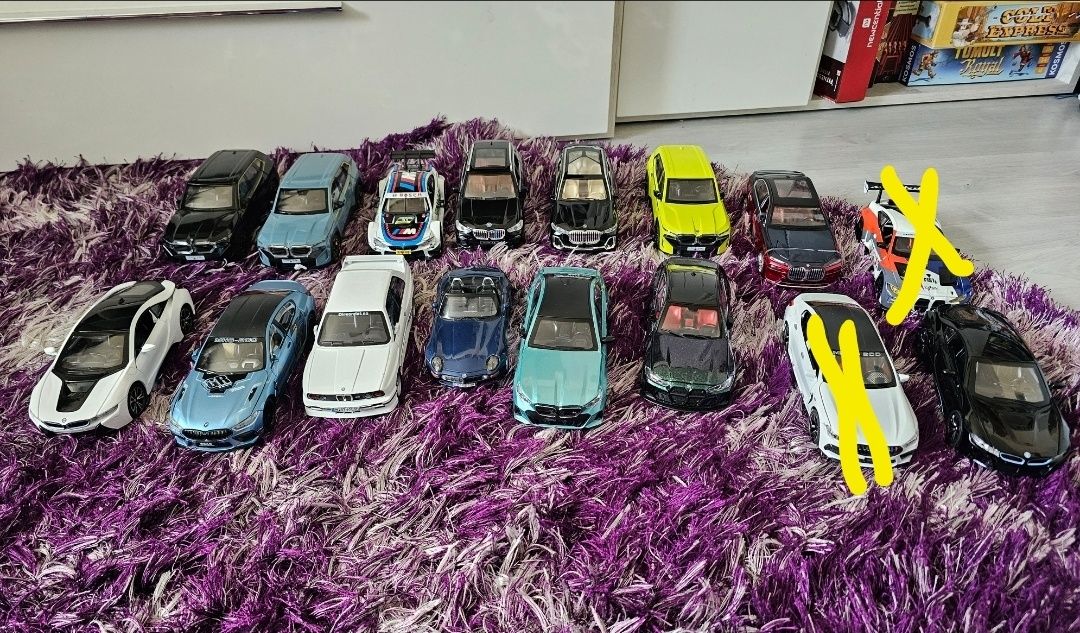 Machete metalice bmw scara 1:24 diferite modele