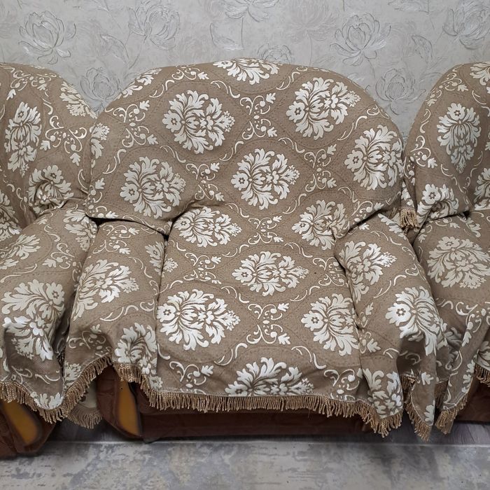 Диван + кресло( б/у)